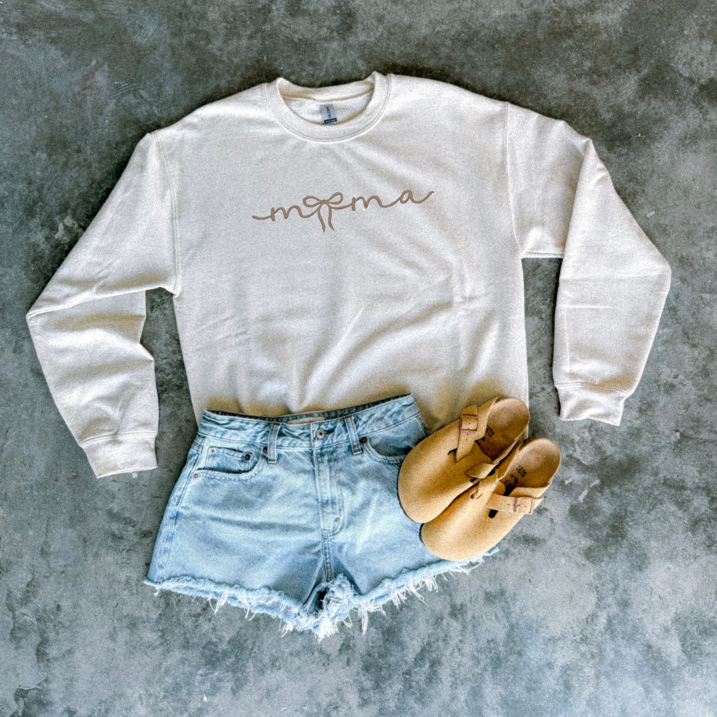 Mama Script Crewneck Sweatshirt